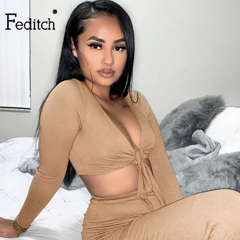 Feditch Women Suit 2019 Autumn Two Piece Set Sexy Lace Up Long Sleeve Crop Top flares Pants bandage Top Femme Solid 2 Piece Set
Feditch Women Suit 2019 Autumn Two Piece Set Sexy Lace Up Long Sleeve Crop Top flares Pants bandage Top Femme Solid 2 Piece Set