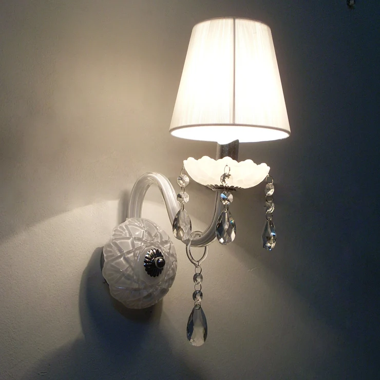 ON PROMOTION ! CLASSICAL WHITE CRYSTAL WALL LAMPS WITH FABRIC LAMPSHADE 1 ARM LIGHT VINTAGE LAMP NEW FREE SHIPPINY BY EMS
ON PROMOTION ! CLASSICAL WHITE CRYSTAL WALL LAMPS WITH FABRIC LAMPSHADE 1 ARM LIGHT VINTAGE LAMP NEW FREE SHIPPINY BY EMS