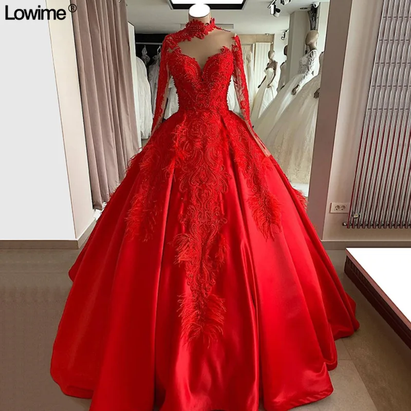Red Ball Gown High Neck Quinceanera Dresses 2019 Long Sleeves Beading Feather vestidos de 15 anos vestidos Long
Red Ball Gown High Neck Quinceanera Dresses 2019 Long Sleeves Beading Feather vestidos de 15 anos vestidos Long