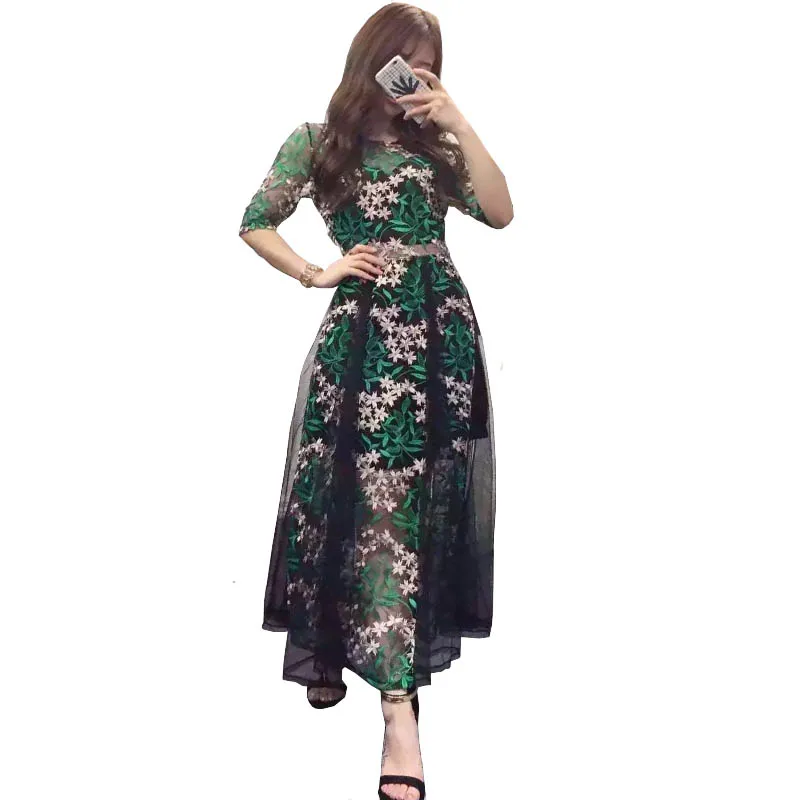 Fashion Spring Green Summer Dresses Ladies Retro Flowers Embroidery Sweet Fairy Runway Dress Long Mesh Bohemian Vestidos
Fashion Spring Green Summer Dresses Ladies Retro Flowers Embroidery Sweet Fairy Runway Dress Long Mesh Bohemian Vestidos