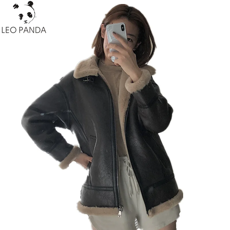 2019 Winter Women Superior quality Genuine Leather Jacket Female Lamb Fur Jacket Sheepskin Coat Real Leather Locomotive Jacket
2019 Winter Women Superior quality Genuine Leather Jacket Female Lamb Fur Jacket Sheepskin Coat Real Leather Locomotive Jacket