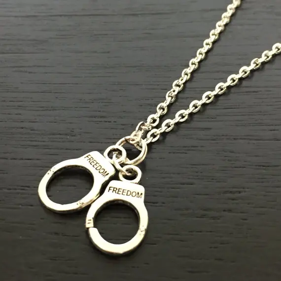 2018/Hot Fashion Charm Necklace Jewelry, Armed Police Wear Tools, Necklace Jewelry Gifts for the Police,
2018/Hot Fashion Charm Necklace Jewelry, Armed Police Wear Tools, Necklace Jewelry Gifts for the Police,