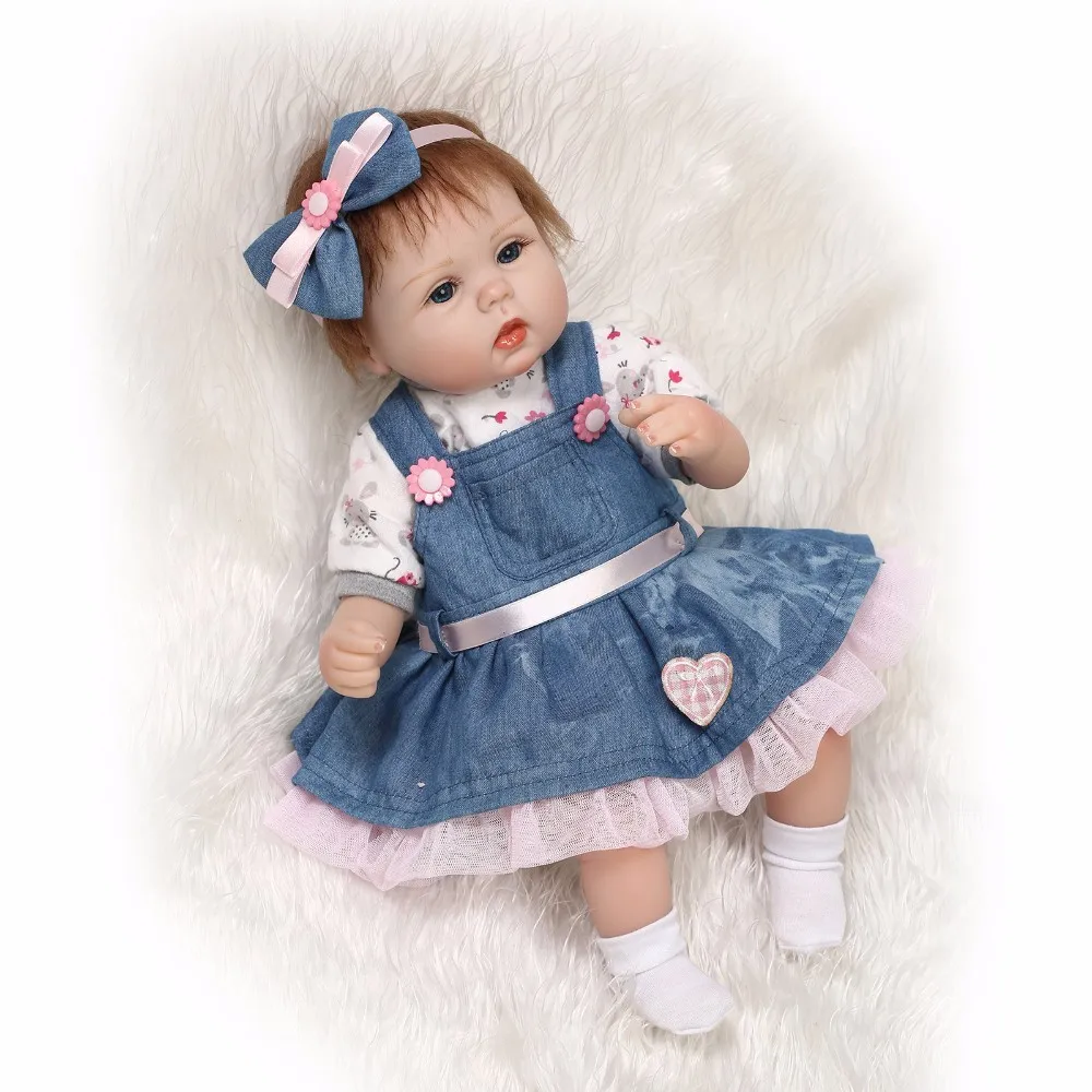 40cm Silicone Reborn Baby Doll Toy Lifelike Soft Body Newborn Girls Babies Doll Lovely Birthday Gifts Play House Toy
40cm Silicone Reborn Baby Doll Toy Lifelike Soft Body Newborn Girls Babies Doll Lovely Birthday Gifts Play House Toy