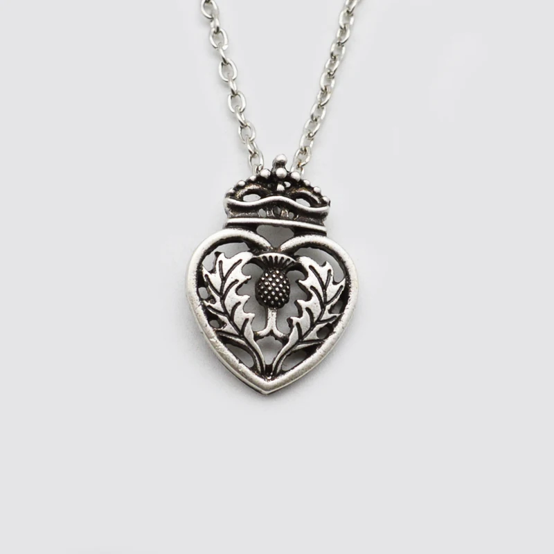 1pc Scottish Thistle Heart Pendant Irish Love Jewelry For Women Child Tiny Dainty Necklace
1pc Scottish Thistle Heart Pendant Irish Love Jewelry For Women Child Tiny Dainty Necklace