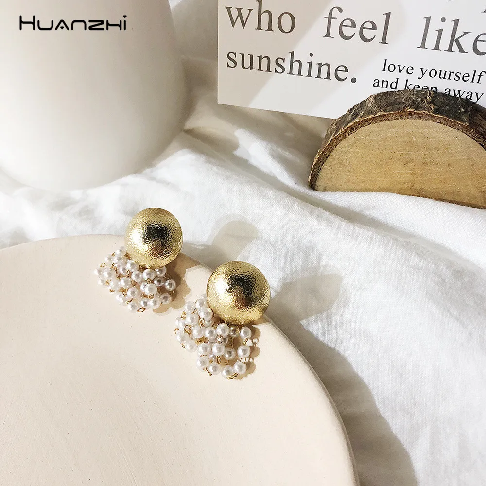 HUANZHI 2019 Elegant Multiple Small Imitation Pearls String Dots Weaving Tassel Drop Earrings for Women Girl Wedding Jewelry
HUANZHI 2019 Elegant Multiple Small Imitation Pearls String Dots Weaving Tassel Drop Earrings for Women Girl Wedding Jewelry