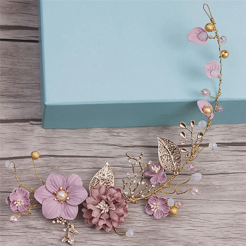 Beautiful Wedding ornaments Two Styles Bride Headdress Handmade Head Flower Gold Leaf Tree Branch Flower hair ornament
Beautiful Wedding ornaments Two Styles Bride Headdress Handmade Head Flower Gold Leaf Tree Branch Flower hair ornament