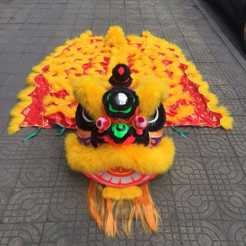 Foshan Australian Wool Lion Dance MASCOT Costume Wool Chinese Folk Art Southern Lion Two Adults Cosplay Party Game Advertising
Foshan Australian Wool Lion Dance MASCOT Costume Wool Chinese Folk Art Southern Lion Two Adults Cosplay Party Game Advertising