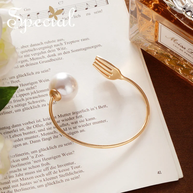 Special Fashion Gold Fork Bracelets & Bangles Romantic Bangles End Open Adjustable Bracelet Pearl Jewelry Gifts for Women S1764C
Special Fashion Gold Fork Bracelets & Bangles Romantic Bangles End Open Adjustable Bracelet Pearl Jewelry Gifts for Women S1764C