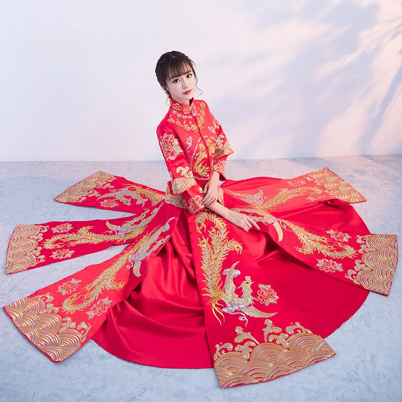 Bride Traditional Women Chinese Wedding Qipao Loose Cheongsam Red Oriental Dresses Embroidery Dragon Phoenix Clothing
Bride Traditional Women Chinese Wedding Qipao Loose Cheongsam Red Oriental Dresses Embroidery Dragon Phoenix Clothing
