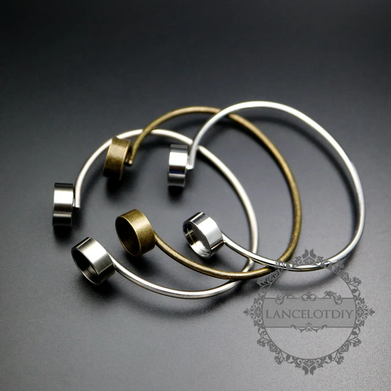 12mm setting size screwed bezel bangle bracelet silver,bronze,antiqued silver color brass DIY tray supplies jewelry findings
12mm setting size screwed bezel bangle bracelet silver,bronze,antiqued silver color brass DIY tray supplies jewelry findings