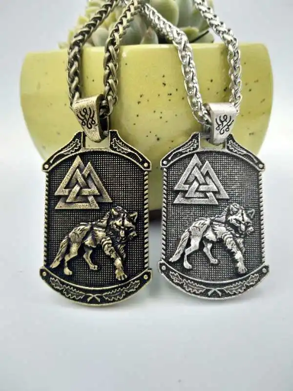viking Odin's wolf Tree of life triangle trinity pendant norse Valknut pendant men necklace Vegvisir jewelry Animal Totem talism
viking Odin's wolf Tree of life triangle trinity pendant norse Valknut pendant men necklace Vegvisir jewelry Animal Totem talism