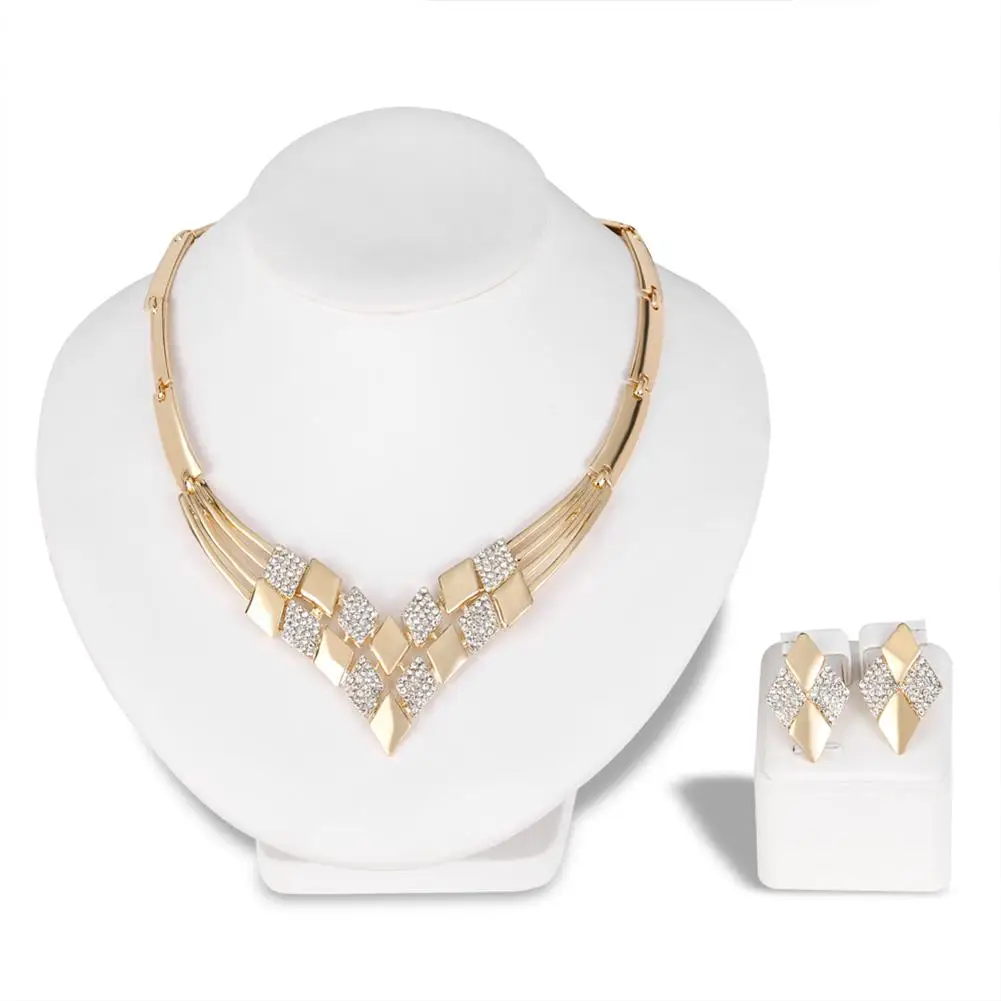 Women wedding KC Rhombus Shape Necklace Earrings Rhinestones Jewelry Set ethiopian nigerian collier africain costume jewelry
Women wedding KC Rhombus Shape Necklace Earrings Rhinestones Jewelry Set ethiopian nigerian collier africain costume jewelry