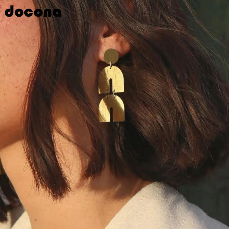 Docona Punk Gold Color Geometric Drop Dangle Earring for Women Alloy U shape Pendant Earrings Party Jewelry Oorbellen 5801
Docona Punk Gold Color Geometric Drop Dangle Earring for Women Alloy U shape Pendant Earrings Party Jewelry Oorbellen 5801