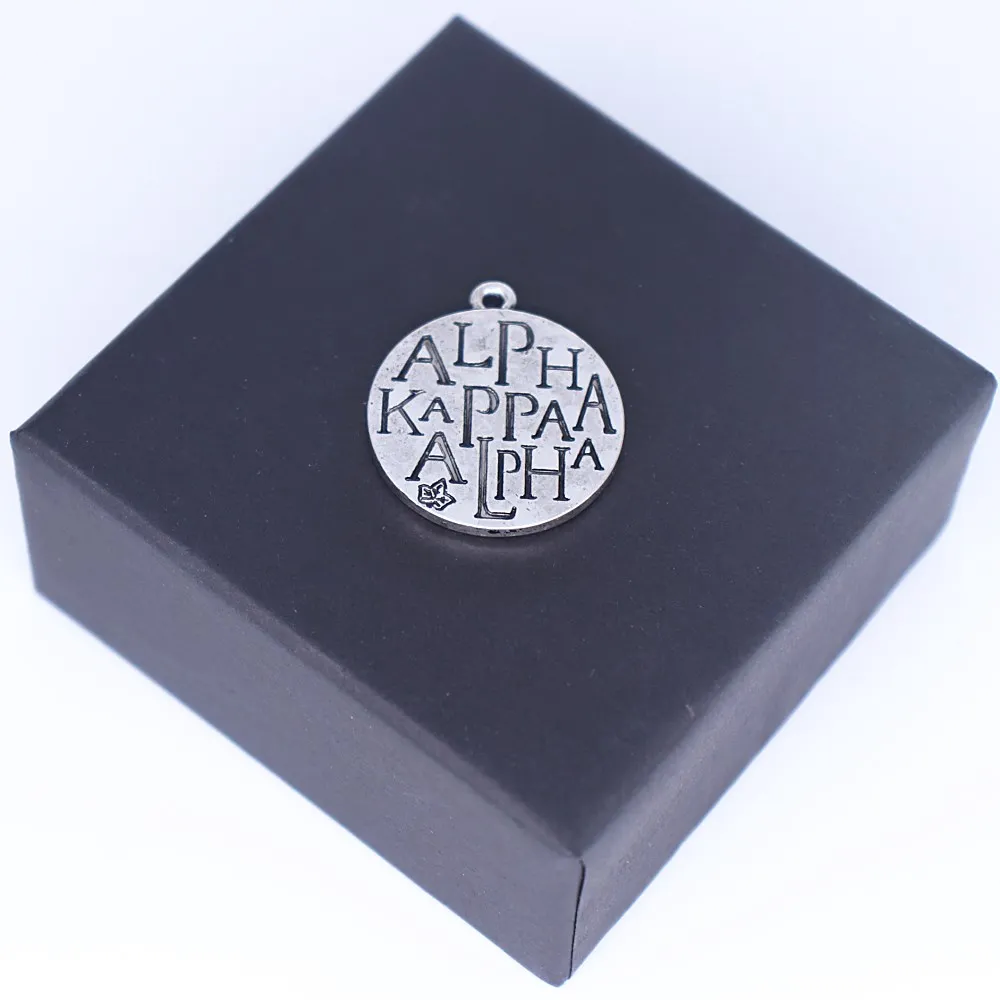 Metal Crafts Souvenir Alpha Ka Alpha Engraved Greek Letters Sorority Pendant Charm For Womanhood Jewelry Making DIY
Metal Crafts Souvenir Alpha Ka Alpha Engraved Greek Letters Sorority Pendant Charm For Womanhood Jewelry Making DIY