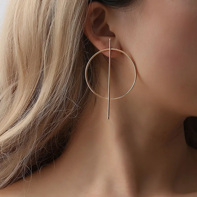 

8Seasons Fashion Stud Earrings Gold Silver Black Color Geometric Circle Earring Contracted Temperament Women Earrings,1 Pair