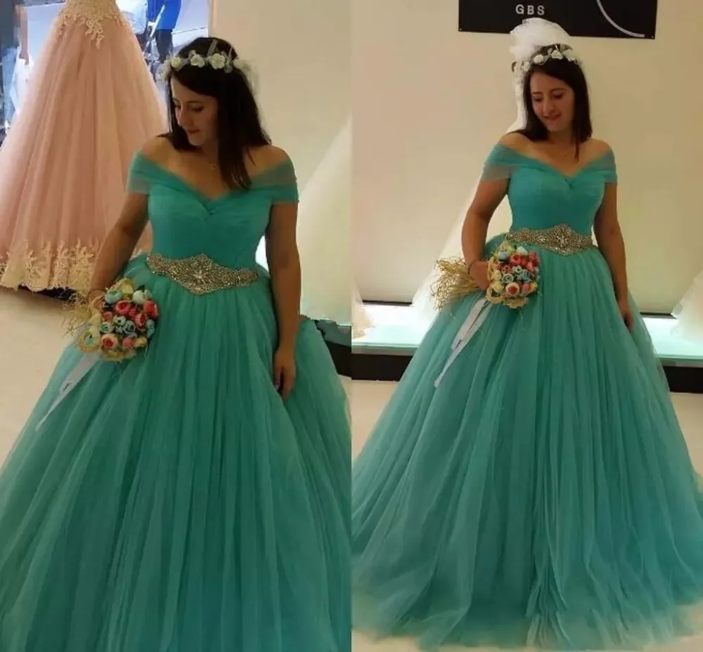 sexy-off-shoulder-2018-quinceanera-dresses-floor-length-draped-waist-shinning-beadings-debutante-dresses-turquoise-evening-prom-dresses.webp (1)_