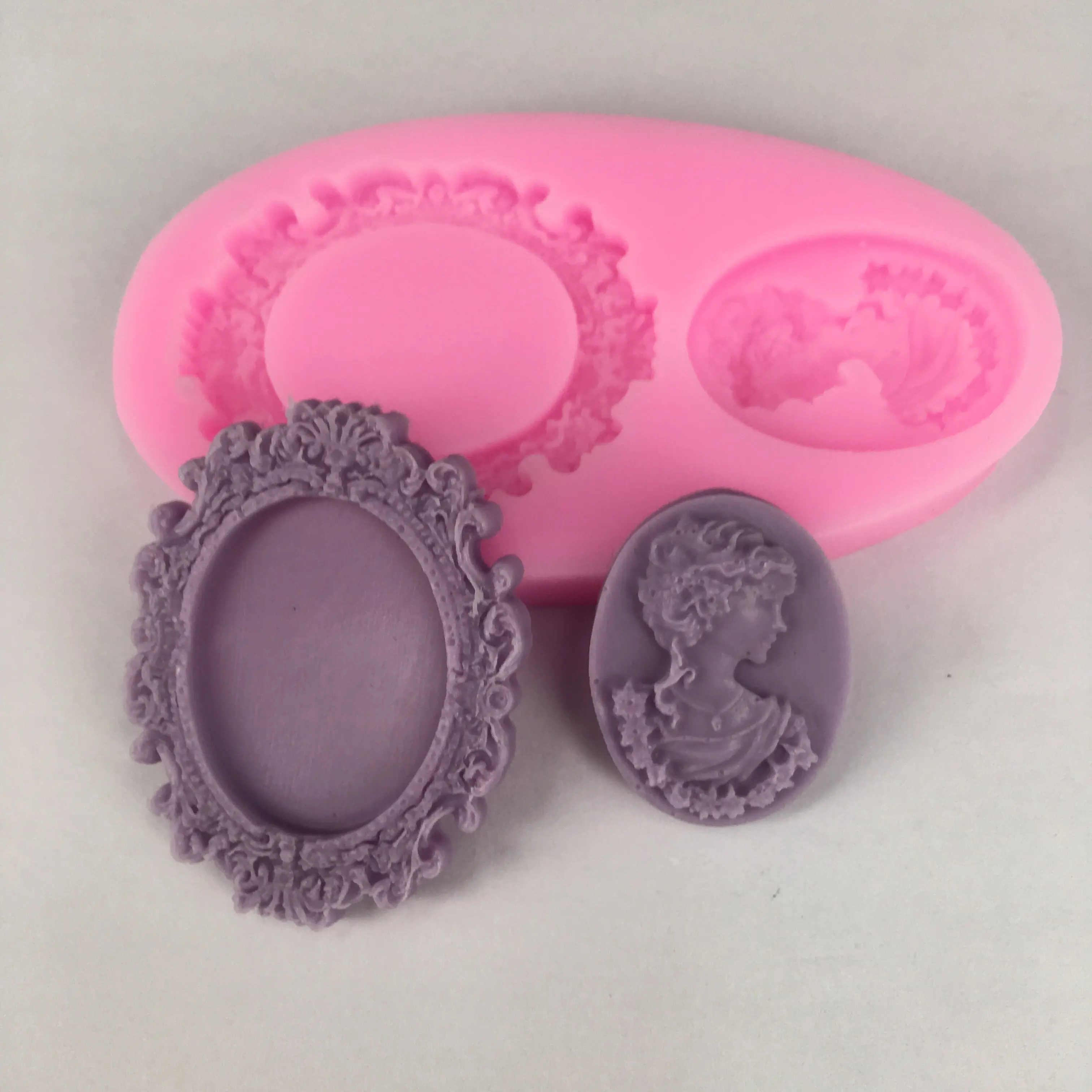 NEW BK1014 Garden Fairy or Gnome Home Door Silicone Mold Crafting Polymer Clay Resin Mold for Cake Decorating
NEW BK1014 Garden Fairy or Gnome Home Door Silicone Mold Crafting Polymer Clay Resin Mold for Cake Decorating