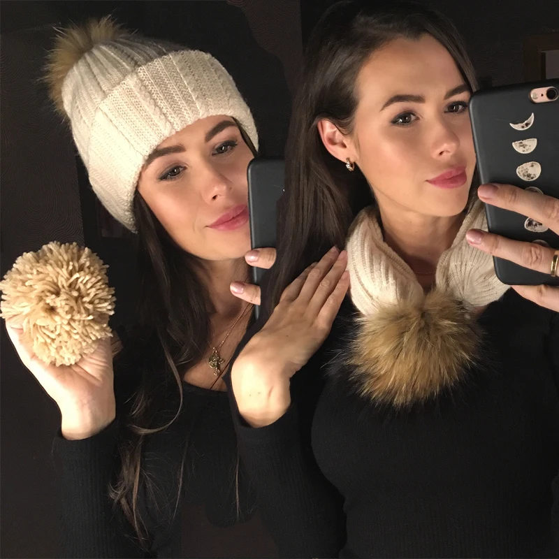 FURTALK Winter Women Hat and Scarf with Real Fur Pompom Two Ways of Wearing Hats for girls AD003
FURTALK Winter Women Hat and Scarf with Real Fur Pompom Two Ways of Wearing Hats for girls AD003