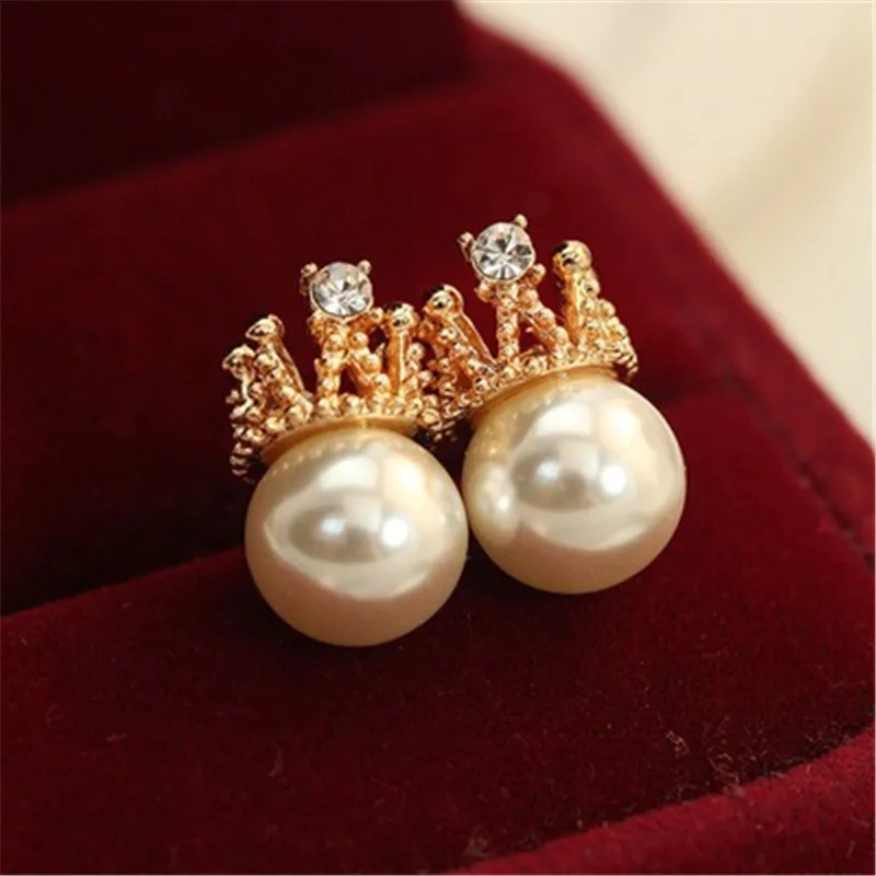 Women Fashion Jewelry Gold Color Crown Crystal Stud Earrings Sweet Romantic Pearl Stud Earrings Wholesale
Women Fashion Jewelry Gold Color Crown Crystal Stud Earrings Sweet Romantic Pearl Stud Earrings Wholesale