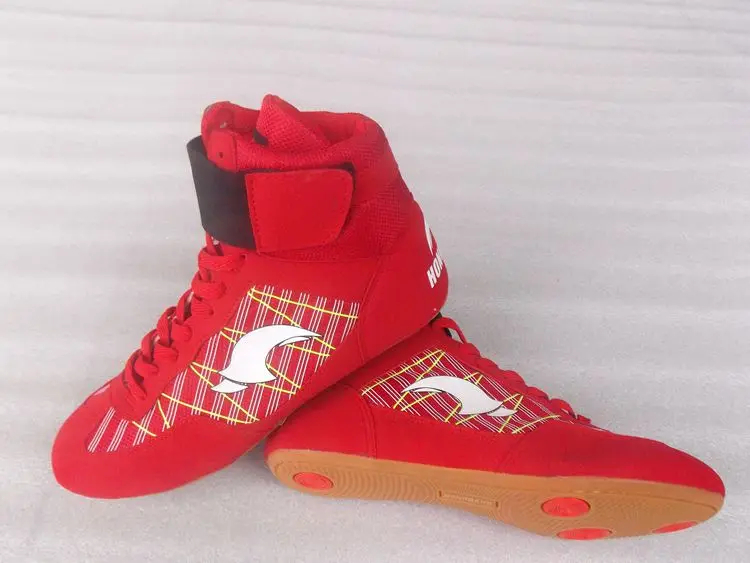 Men Women Wrestling shoes Boxing gear Sneakers weightlifting boots powerlifting Training fighting sport shoes size 36-45 Red
Men Women Wrestling shoes Boxing gear Sneakers weightlifting boots powerlifting Training fighting sport shoes size 36-45 Red