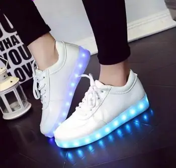 Luminous Sneakers Tenis Feminino Basket Led Enfant Light Up Trainers Kid Casual Boy&Girl Led Glowing Child shoes
Luminous Sneakers Tenis Feminino Basket Led Enfant Light Up Trainers Kid Casual Boy&Girl Led Glowing Child shoes