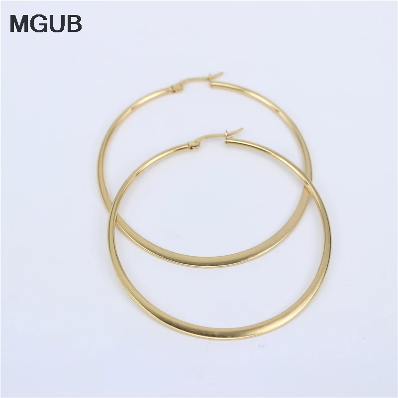 MGUB Gold color 316L stainless steel popular earrings lentils 20mm-60mm men and women selling hot jewelry special sale LH311
MGUB Gold color 316L stainless steel popular earrings lentils 20mm-60mm men and women selling hot jewelry special sale LH311