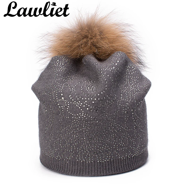 Lawliet Cashmere Rhinestones Women Hat Winter Black White Gray Big Reccoon Fur Pompom Hats Ladies Beanie Skullies Cap Street Hat
Lawliet Cashmere Rhinestones Women Hat Winter Black White Gray Big Reccoon Fur Pompom Hats Ladies Beanie Skullies Cap Street Hat