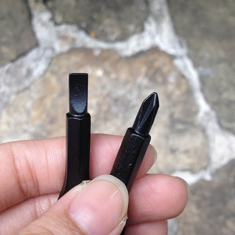 2Pcs Mini Plus Screwdrivers Key Shape Cast Steel Slotted Keychain Repairing EDC Tools TN88
2Pcs Mini Plus Screwdrivers Key Shape Cast Steel Slotted Keychain Repairing EDC Tools TN88