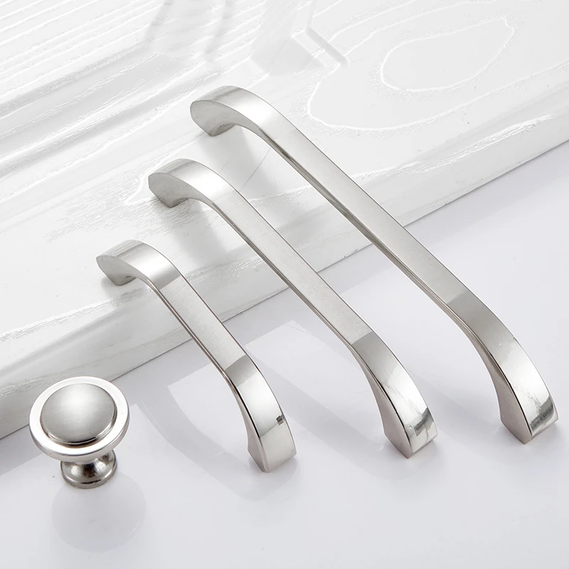1PCS Modern simple pastoral hand door handle drawer cupboard European wardrobe door cabinet hardware
1PCS Modern simple pastoral hand door handle drawer cupboard European wardrobe door cabinet hardware