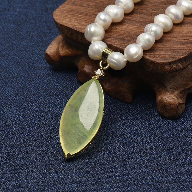 High end pendant Pearl Necklace 13*43*8 MM Pendant with slender white pearls 8-9mm freshwater Natural Pearl Necklace
High end pendant Pearl Necklace 13*43*8 MM Pendant with slender white pearls 8-9mm freshwater Natural Pearl Necklace