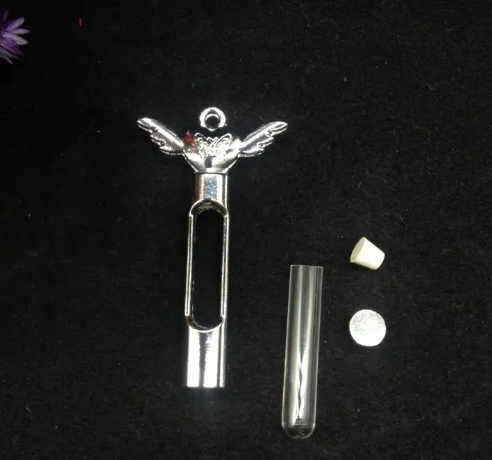 10pcs/lot silver Metal wings Locket Glass vial Cage Pendant for Necklace w/ Tube charm diy necklace empty no filler jewelry gift
10pcs/lot silver Metal wings Locket Glass vial Cage Pendant for Necklace w/ Tube charm diy necklace empty no filler jewelry gift