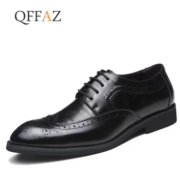 QFFAZ New 2018 Genuine Leather Handmade Shoes Men Vintage Carved Lace-up oxfords Men Dress shoes Business Wedding Shoes
QFFAZ New 2018 Genuine Leather Handmade Shoes Men Vintage Carved Lace-up oxfords Men Dress shoes Business Wedding Shoes