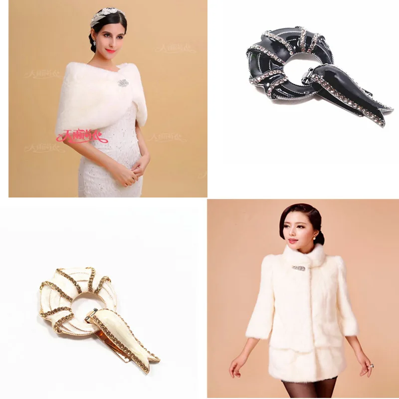 1pcs,beautiful mix metal fashion Fur buttons, coat buttons. Rhinestone buttons. Platypus glass with diamond buckle.marten button
1pcs,beautiful mix metal fashion Fur buttons, coat buttons. Rhinestone buttons. Platypus glass with diamond buckle.marten button