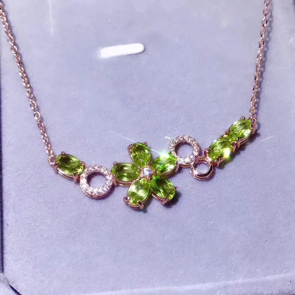 

charming flower natural green peridot gemstone necklace women silver necklace natural gem 925 sterling silver party gift
