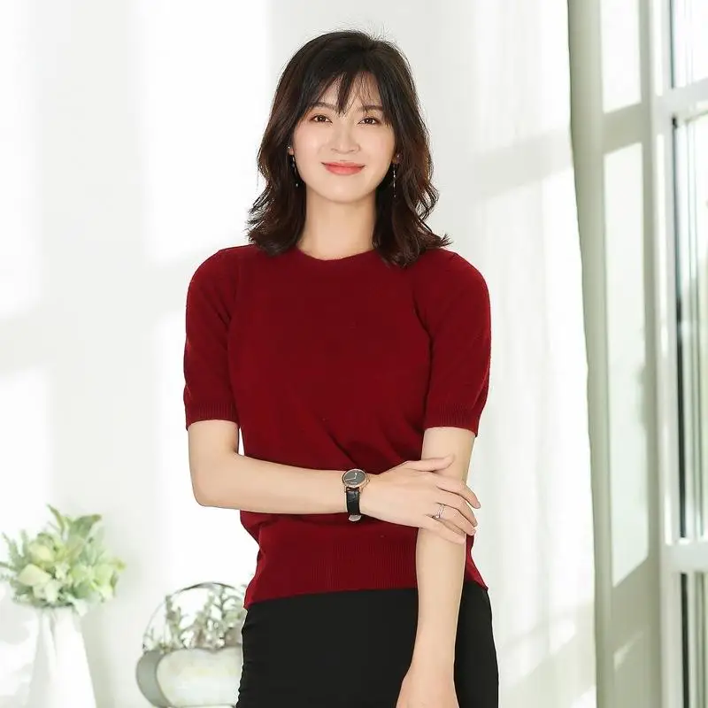 MVLYFLRT Summer New O-Neck Cashmere Sweater Female Solid Color Pullover Half-Sleeve Sweater Short-Sleeved Wool Knit Bottoming
MVLYFLRT Summer New O-Neck Cashmere Sweater Female Solid Color Pullover Half-Sleeve Sweater Short-Sleeved Wool Knit Bottoming