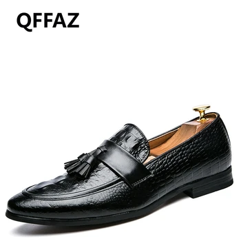 QFFAZ New Genuine Leather Shoes Men Casual slip on Moccasins mens casual loafers shoes Breathable Driving Men Flats Shoes
QFFAZ New Genuine Leather Shoes Men Casual slip on Moccasins mens casual loafers shoes Breathable Driving Men Flats Shoes