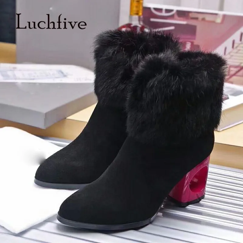 2018 Fur Ankle Boots Women Pointed Toe Suede Rosy Red Strange High Heel Boots Lady Warm Short Boots
2018 Fur Ankle Boots Women Pointed Toe Suede Rosy Red Strange High Heel Boots Lady Warm Short Boots
