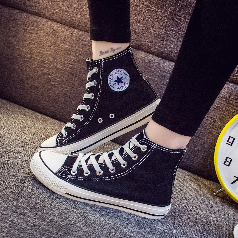High-top basic canvas shoes female Korean version of the vulcanized wild casual student white shoes
High-top basic canvas shoes female Korean version of the vulcanized wild casual student white shoes