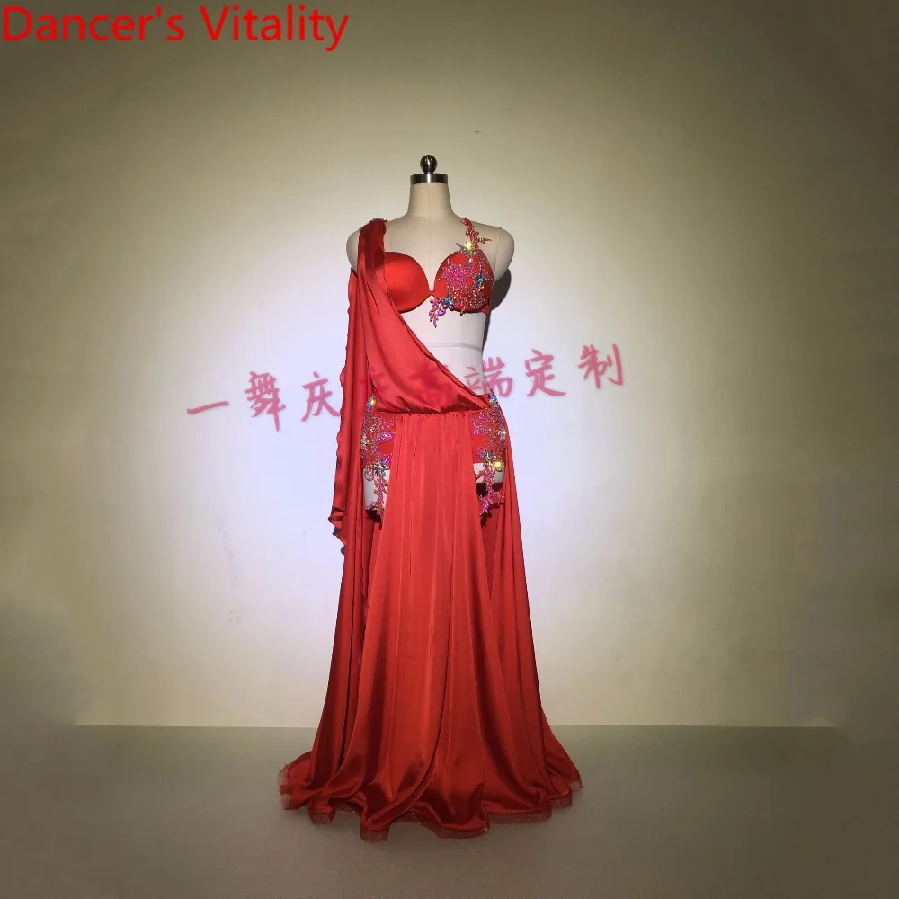 Customized New Belly Dance Rhinestone Bra Skirt Set Women Oriental Indian Opening Dance Group Competition Performance Costume
Customized New Belly Dance Rhinestone Bra Skirt Set Women Oriental Indian Opening Dance Group Competition Performance Costume