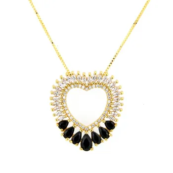 12pcs The new model of foreign trade sells heart-shaped bicolor Zircon Pendant with copper plated gold necklace. 
12pcs The new model of foreign trade sells heart-shaped bicolor Zircon Pendant with copper plated gold necklace.