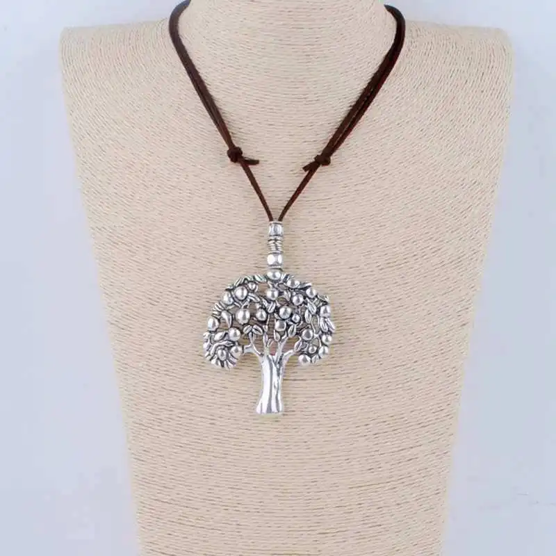 Wholesale Maxi necklace collier women jewelry collares Vintage necklaces Tree Leaf pendants Love choker Women Leather Necklace
Wholesale Maxi necklace collier women jewelry collares Vintage necklaces Tree Leaf pendants Love choker Women Leather Necklace