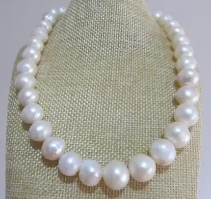 Free Shipping huge 11-13mm nature south sea white baroque pearl necklace 17.5inch
Free Shipping huge 11-13mm nature south sea white baroque pearl necklace 17.5inch