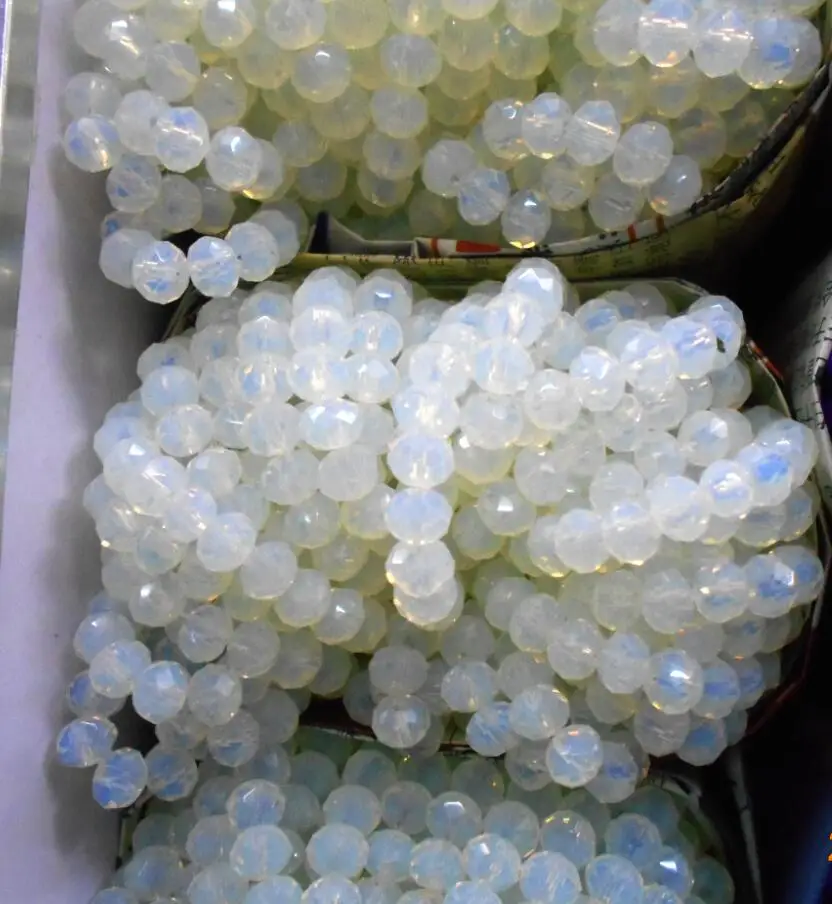 FLTMRH Milky White Color 3*4mm 140pcs Rondelle Austria faceted Crystal Glass Beads Loose Spacer Round Beads for Jewelry Mak
FLTMRH Milky White Color 3*4mm 140pcs Rondelle Austria faceted Crystal Glass Beads Loose Spacer Round Beads for Jewelry Mak