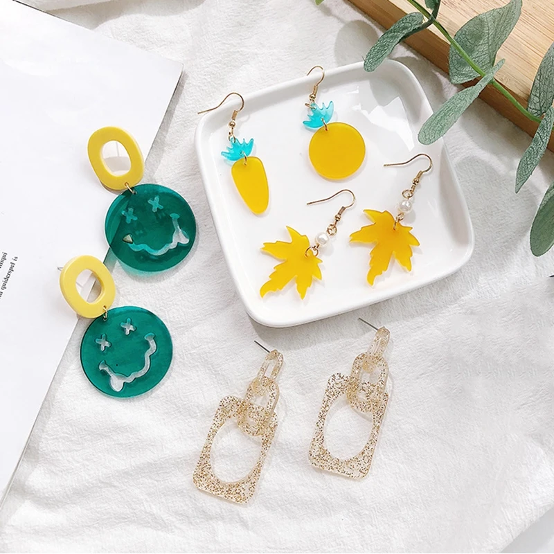 Korean Lovely Smile Carrot Leaves Drop Earrings For Women Yellow Green Acrylic Acetic Acid Long Dangle Earrings Female Jewelry
Korean Lovely Smile Carrot Leaves Drop Earrings For Women Yellow Green Acrylic Acetic Acid Long Dangle Earrings Female Jewelry