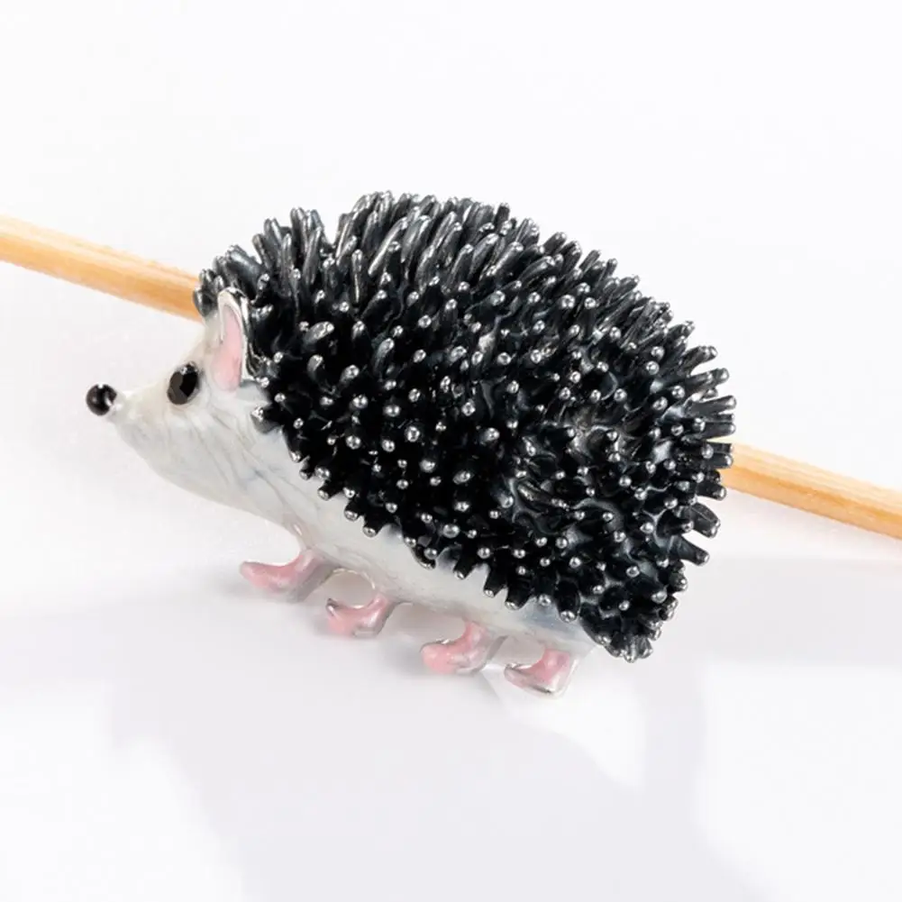 Fashion Cute Hedgehog Shape Brooch Pin Women Enamel Animal Statement Jewelry Backpack Jacket Decor Accessories Free Shipping
Fashion Cute Hedgehog Shape Brooch Pin Women Enamel Animal Statement Jewelry Backpack Jacket Decor Accessories Free Shipping