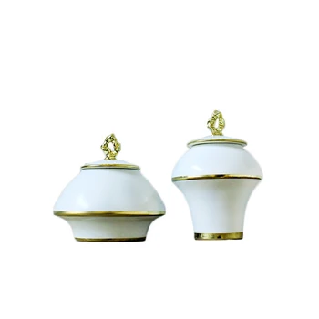 Jingdezhen ceramic vase American Creative Model of soft decoration simple hotel room Home Furnishing ceramic ornaments
Jingdezhen ceramic vase American Creative Model of soft decoration simple hotel room Home Furnishing ceramic ornaments