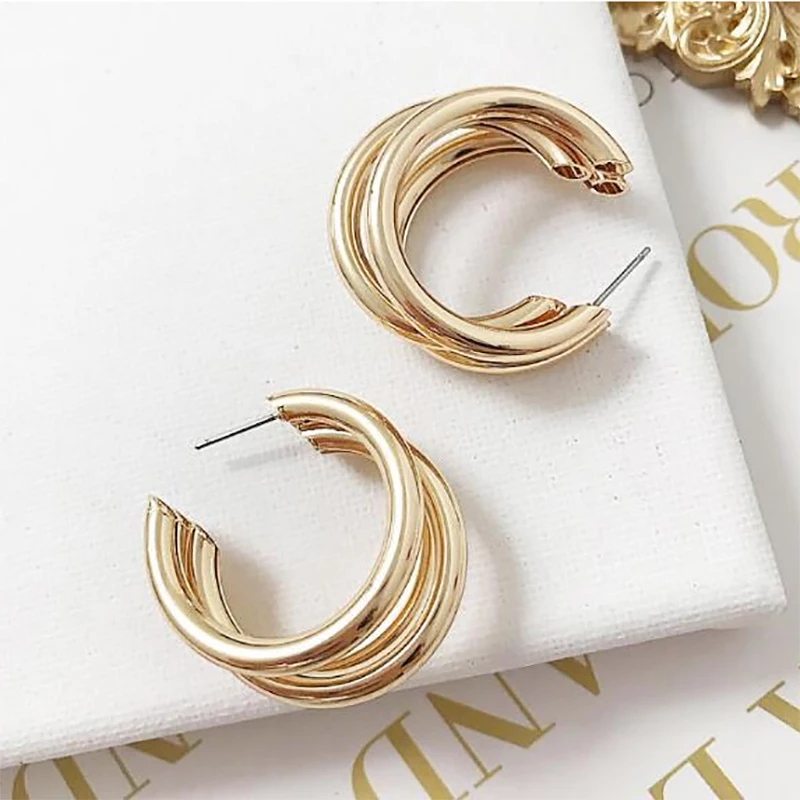trendy Round small Hoop Smooth Earrings Simple Style Ears Circle Charm korean Earrings fashion For Women jewelry 2019 wholesale
trendy Round small Hoop Smooth Earrings Simple Style Ears Circle Charm korean Earrings fashion For Women jewelry 2019 wholesale