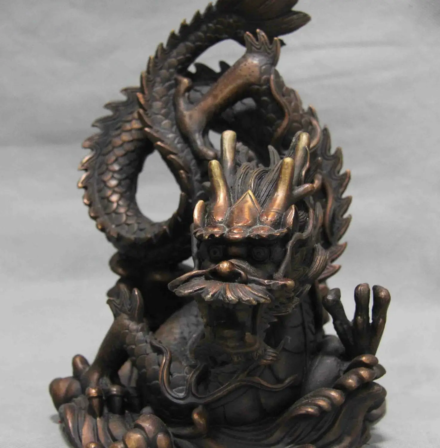 China Pure Copper Bronze Feng Shui Zodiac Lucky Auspicious Spiral Dragon Statue
China Pure Copper Bronze Feng Shui Zodiac Lucky Auspicious Spiral Dragon Statue