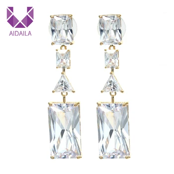 Long Dangle Earrings with Big AAA+ Cubic Zirconia Zircon Earrigns Square Shape Wedding Party Gift New Fashion Luxury Design
Long Dangle Earrings with Big AAA+ Cubic Zirconia Zircon Earrigns Square Shape Wedding Party Gift New Fashion Luxury Design