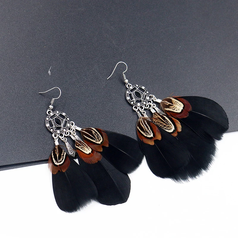 Bohemian Silver Earring Black Feather Earrings in Drop Earrings of Women Ethnic Long Tassel Earrings Brincos de pena
Bohemian Silver Earring Black Feather Earrings in Drop Earrings of Women Ethnic Long Tassel Earrings Brincos de pena